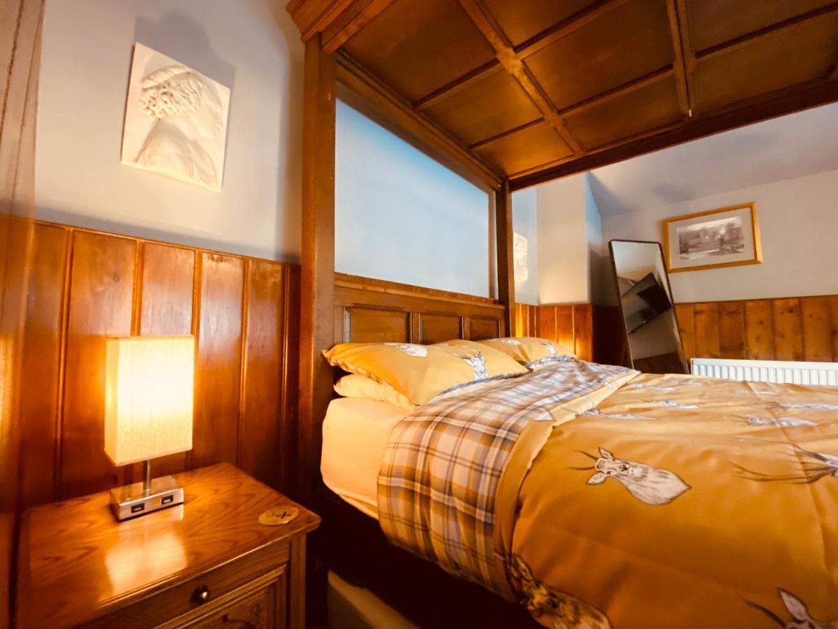 The Swan Inn Midhurst Bilik gambar