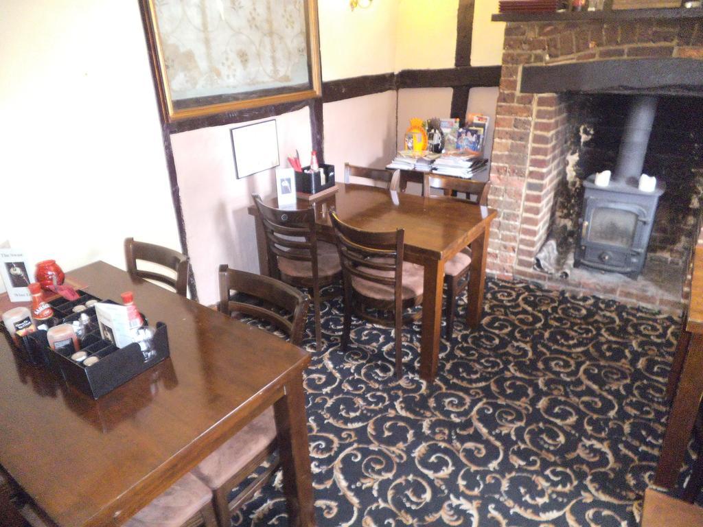 The Swan Inn Midhurst Luaran gambar